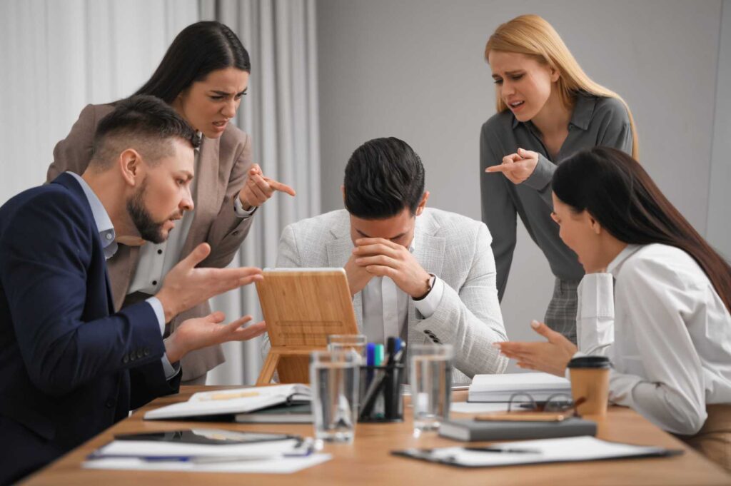 Acoso Laboral en grupo en Chile